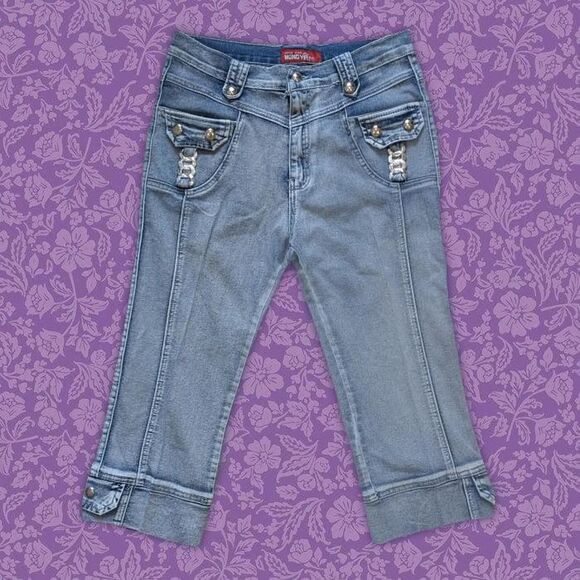 2000s Mengyan Blue Denim Capri Jeans with Silver Buckle Detail | Size 31 - Picture 1 of 7
